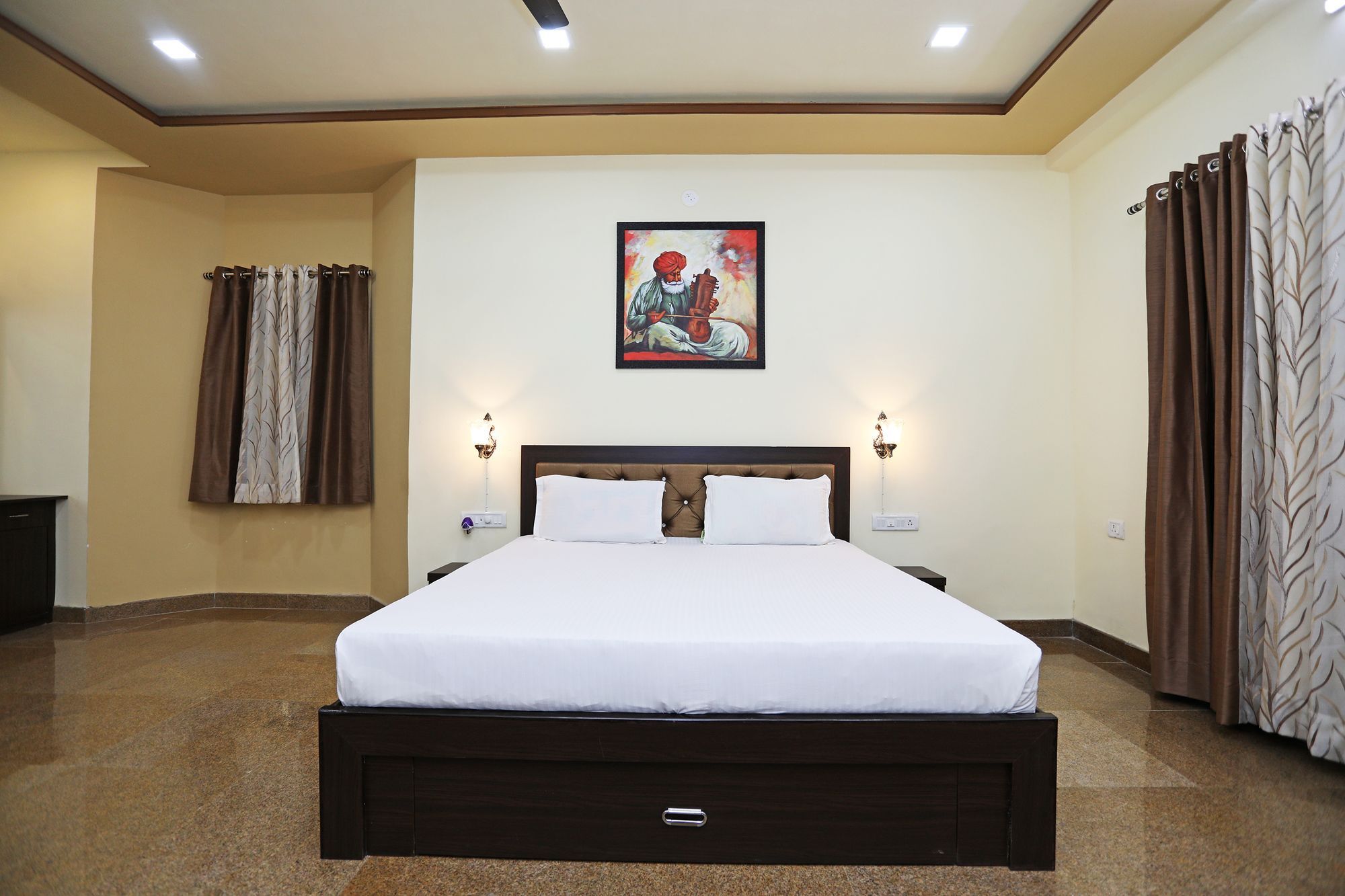 Oyo 9428 Hill View Room Goverdhan Vilas Udaipur Esterno foto